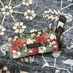 NWT Tahari Floral Women's Wallet Multicolor Vegan Leather